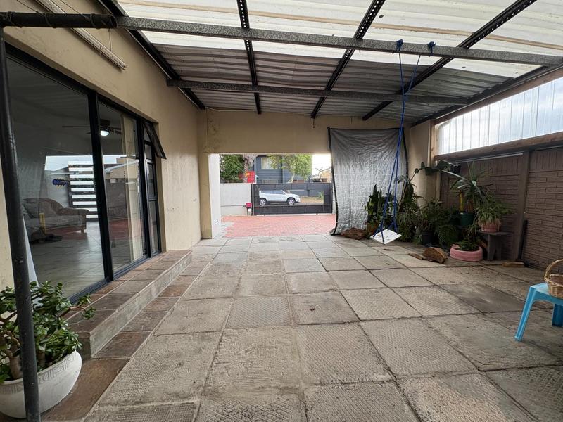 To Let 3 Bedroom Property for Rent in Wetton Western Cape